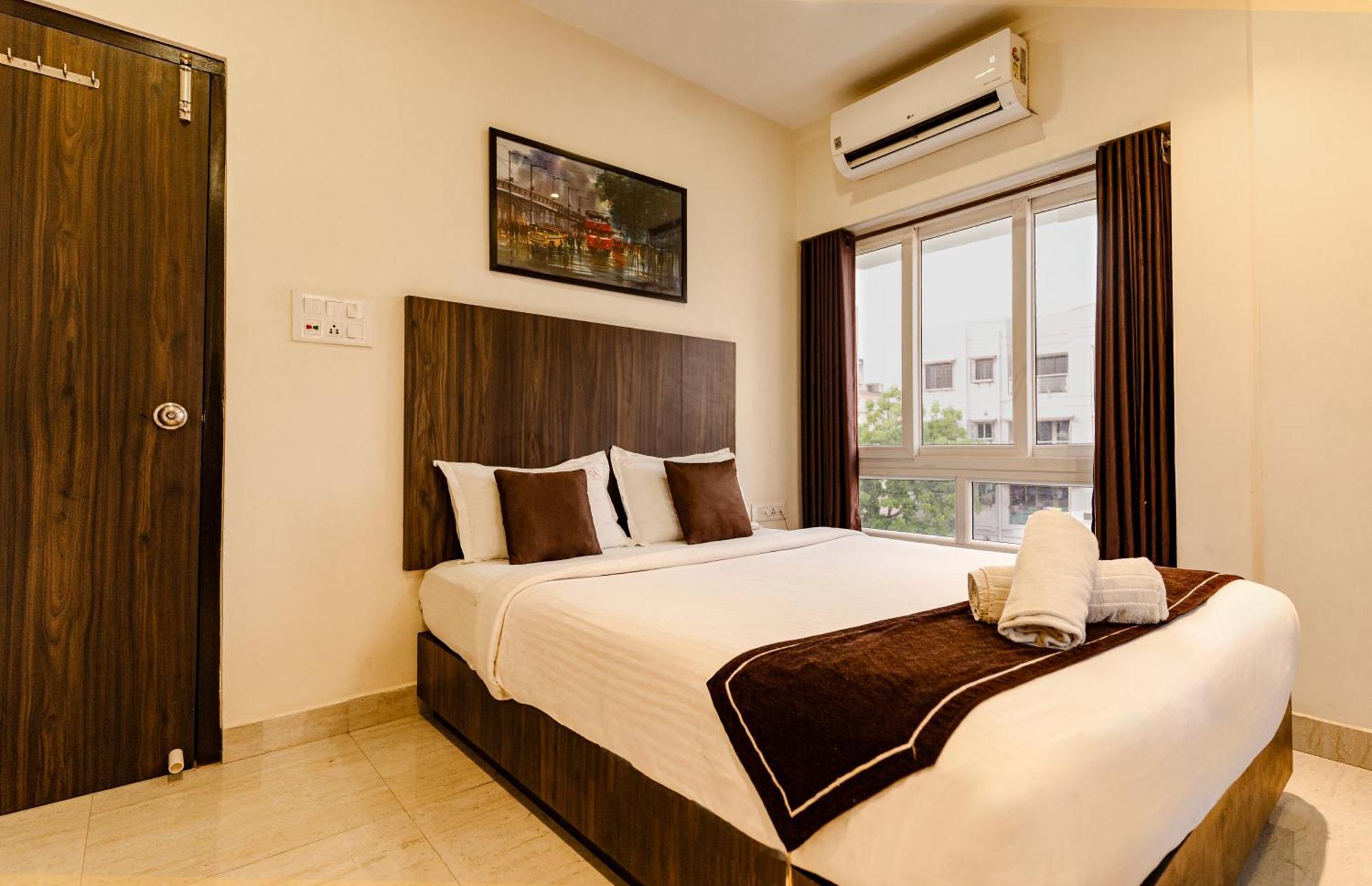 Sheldon Inn Kolkata Exterior photo